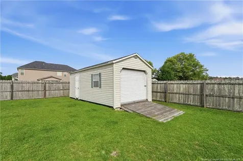 940 Pecan Grove Loop Hope Mills NC 28348