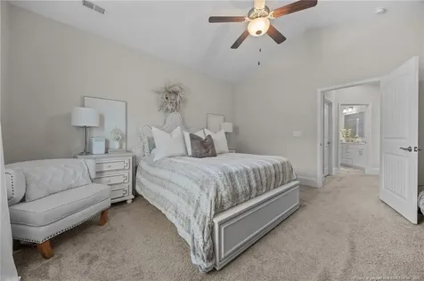 166 Nandina Court Fayetteville NC 28311