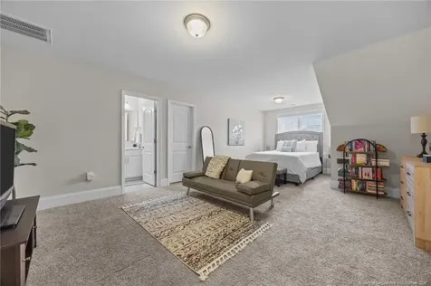 166 Nandina Court Fayetteville NC 28311