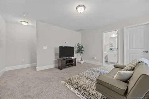 166 Nandina Court Fayetteville NC 28311