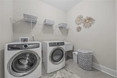 166 Nandina Court Fayetteville NC 28311