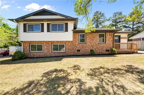 5214 Cooper Road Fayetteville NC 28311
