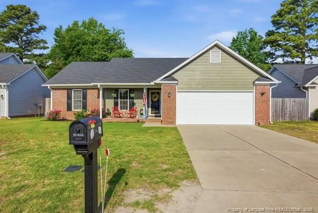 2448 Saltwood Road Fayetteville NC 28306