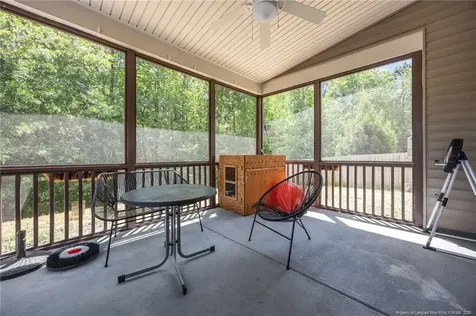64 Cromwell Circle Cameron NC 28326