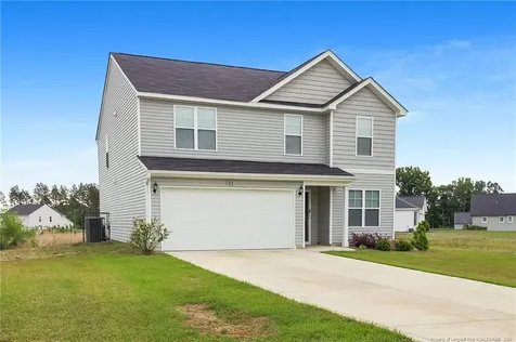 33 Pointer Way Parkton NC 28371