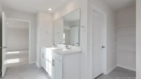712 Lazy Elm Lane Aberdeen NC 28315