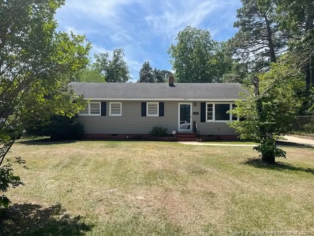 1815 Cherokee Drive Fayetteville NC 28303