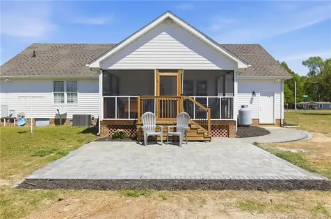 15 Willow Pond Courts Lillington NC 27546