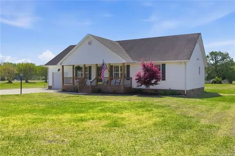15 Willow Pond Courts Lillington NC 27546