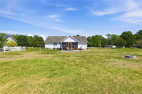 15 Willow Pond Courts Lillington NC 27546