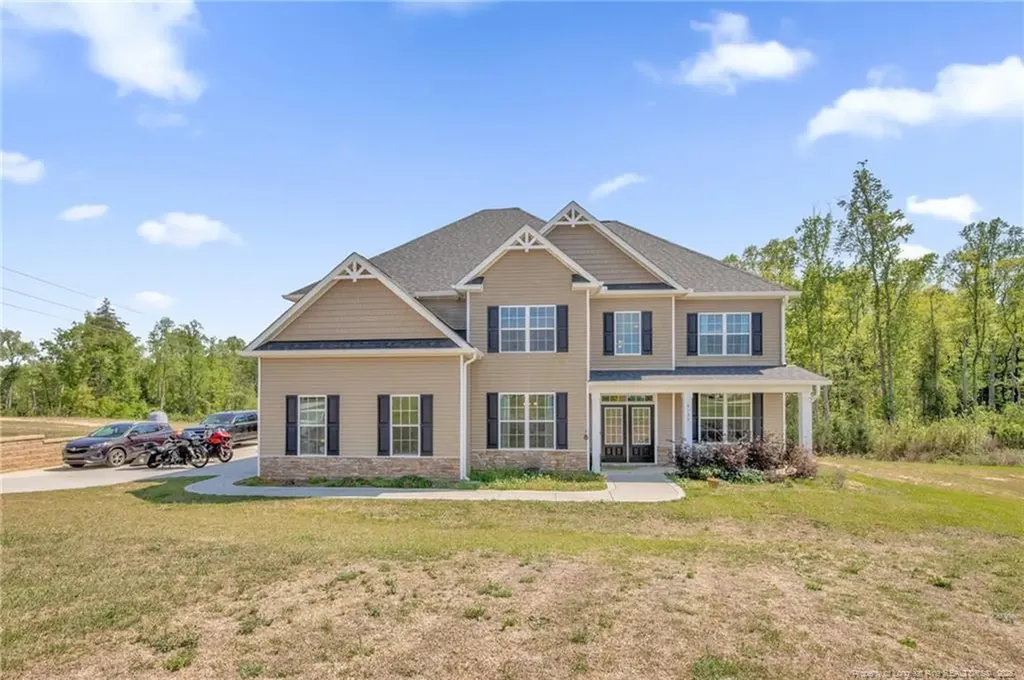 6132 Shannon Woods Way Hope Mills NC 28348