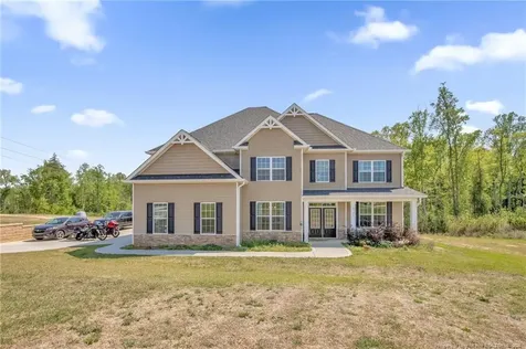 6132 Shannon Woods Way Hope Mills NC 28348