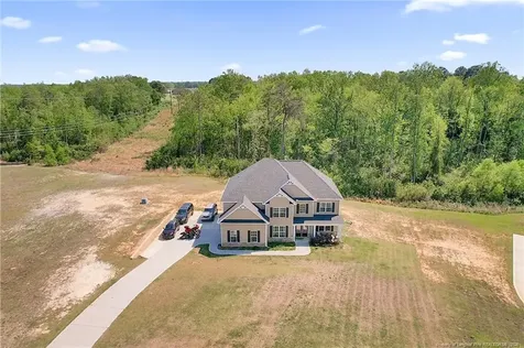 6132 Shannon Woods Way Hope Mills NC 28348