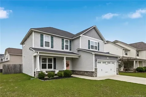5309 Debut Avenue Hope Mills NC 28348