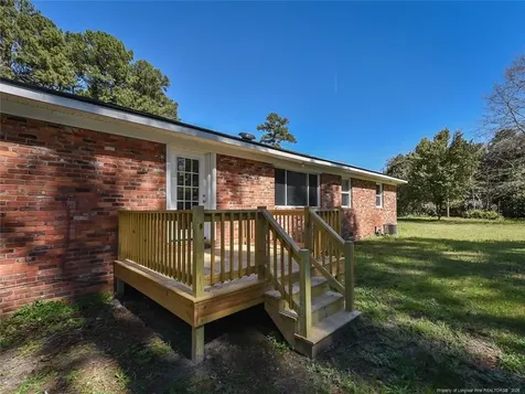 439 Mcnatt Street Maxton NC 28364