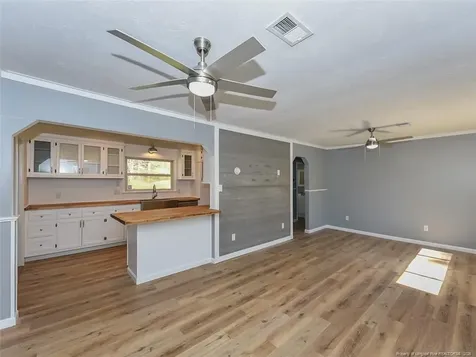 439 Mcnatt Street Maxton NC 28364
