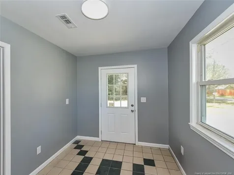 439 Mcnatt Street Maxton NC 28364