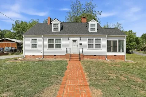 315 S Third Avenue Siler City NC 27344