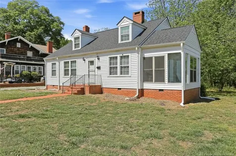 315 S Third Avenue Siler City NC 27344