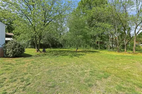 315 S Third Avenue Siler City NC 27344