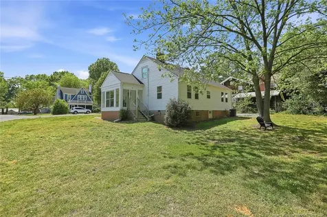 315 S Third Avenue Siler City NC 27344