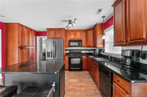 1775 Potomac Road Fayetteville NC 28304
