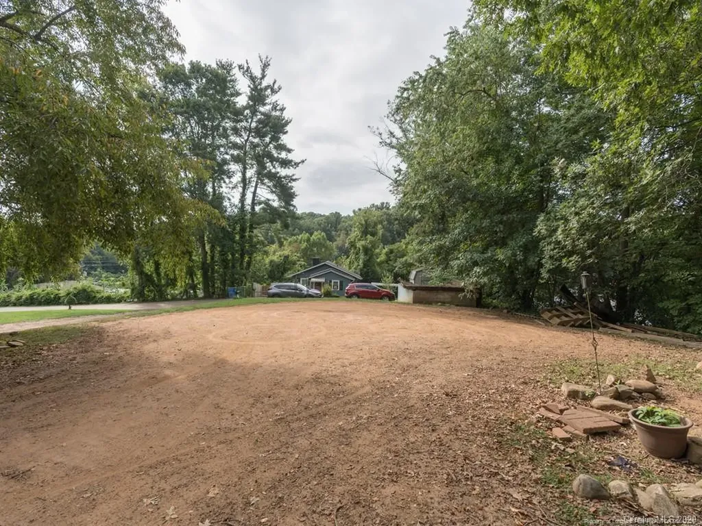 Cane Street Asheville NC 28806