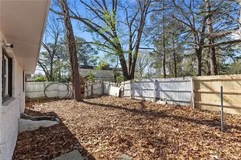 5109 Higgins Street Fayetteville NC 28303