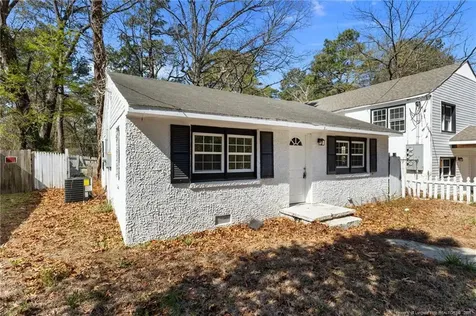 5109 Higgins Street Fayetteville NC 28303