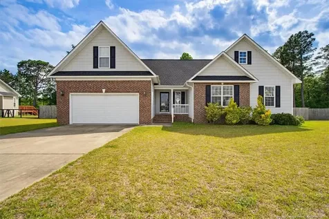 332 Wood Valley Lane Raeford NC 28376