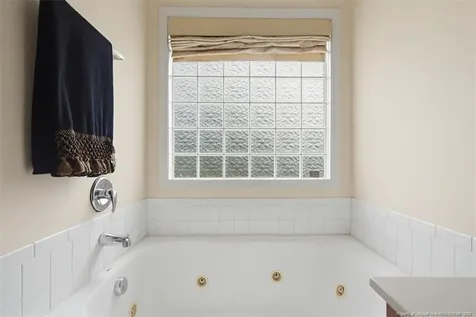 332 Wood Valley Lane Raeford NC 28376