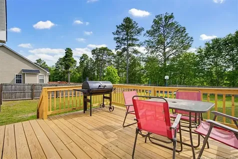 332 Wood Valley Lane Raeford NC 28376
