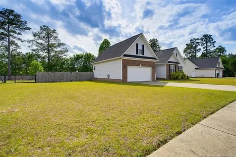 332 Wood Valley Lane Raeford NC 28376