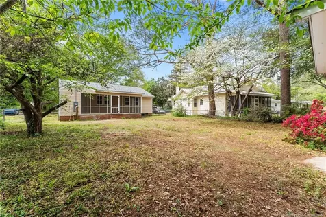 1032 Elizabeth Drive Laurinburg NC 28352