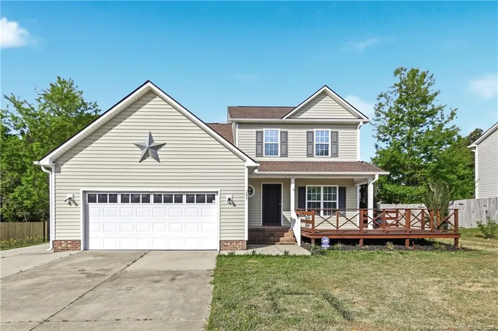 246 Fallingleaf Drive Raeford NC 28376