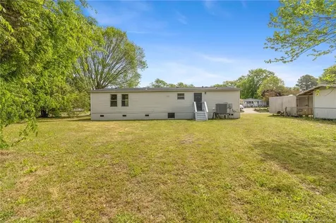 2504 Carriage Road Fayetteville NC 28312