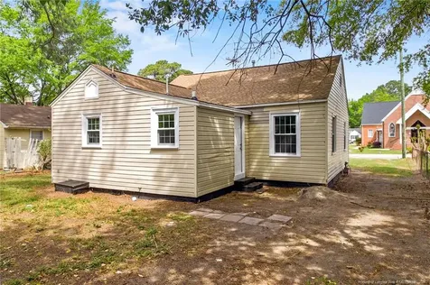 112 Circle Court Fayetteville NC 28301