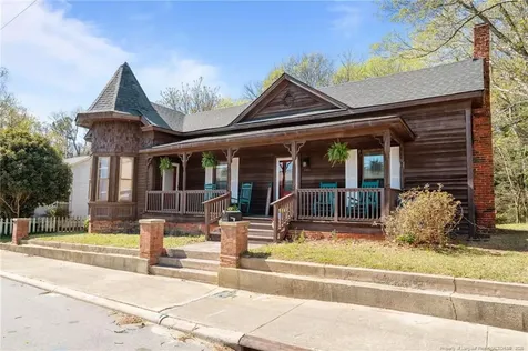 206 Dowd Street Carthage NC 28327