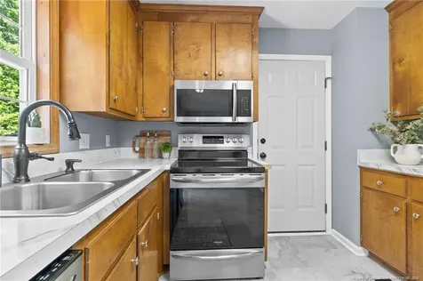 64 Wilma Court Sanford NC 27332