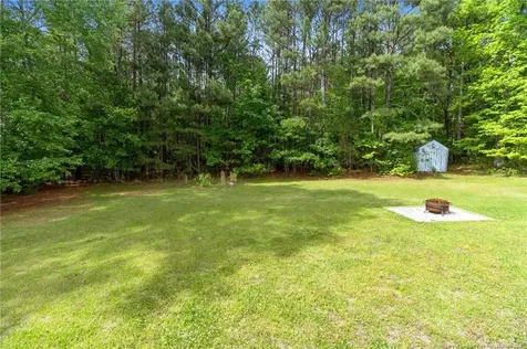 64 Wilma Court Sanford NC 27332