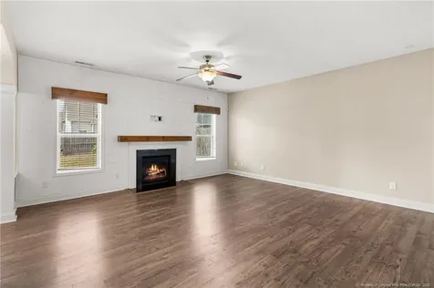 143 Pendleton Street Raeford NC 28376