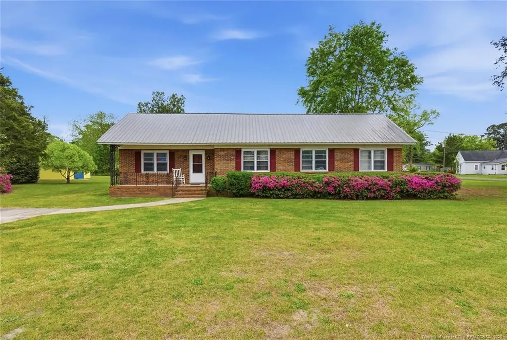 113 N Third Street Dublin NC 28332