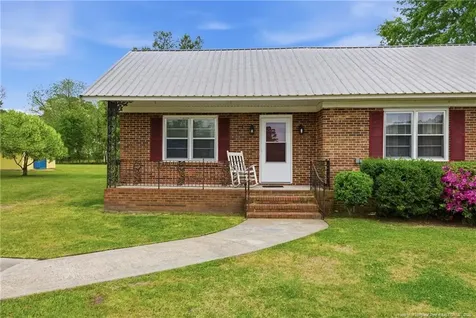 113 N Third Street Dublin NC 28332