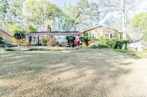 820 Primrose Lane Sanford NC 27330