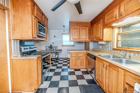 820 Primrose Lane Sanford NC 27330