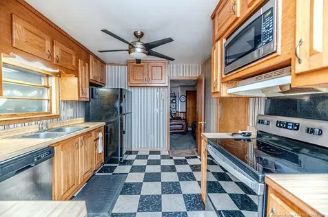 820 Primrose Lane Sanford NC 27330