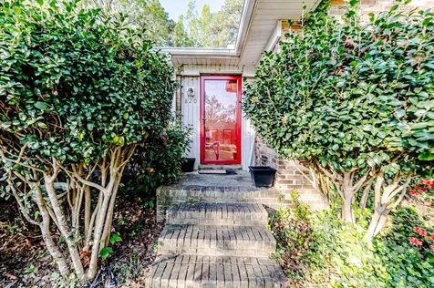 820 Primrose Lane Sanford NC 27330
