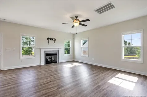 124 Nairn Street Fayetteville NC 28311