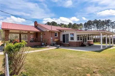 1411 Scott Currie Road Raeford NC 28376