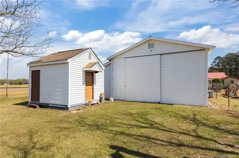 1411 Scott Currie Road Raeford NC 28376